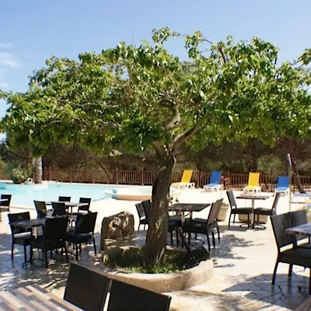 Trinite Кемпинг Бонифачо