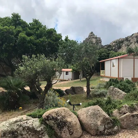 Trinite Parque de Campismo Bonifacio (Corsica)