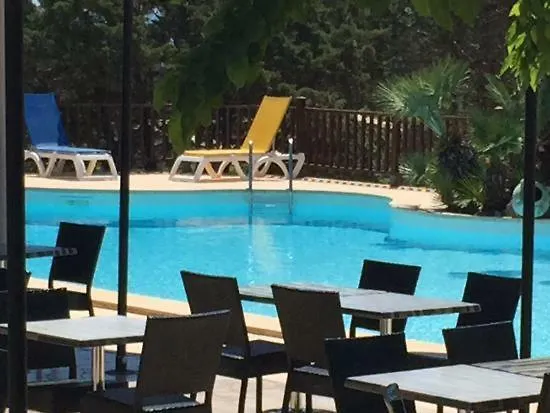 Kamp alanı Trinite 3*